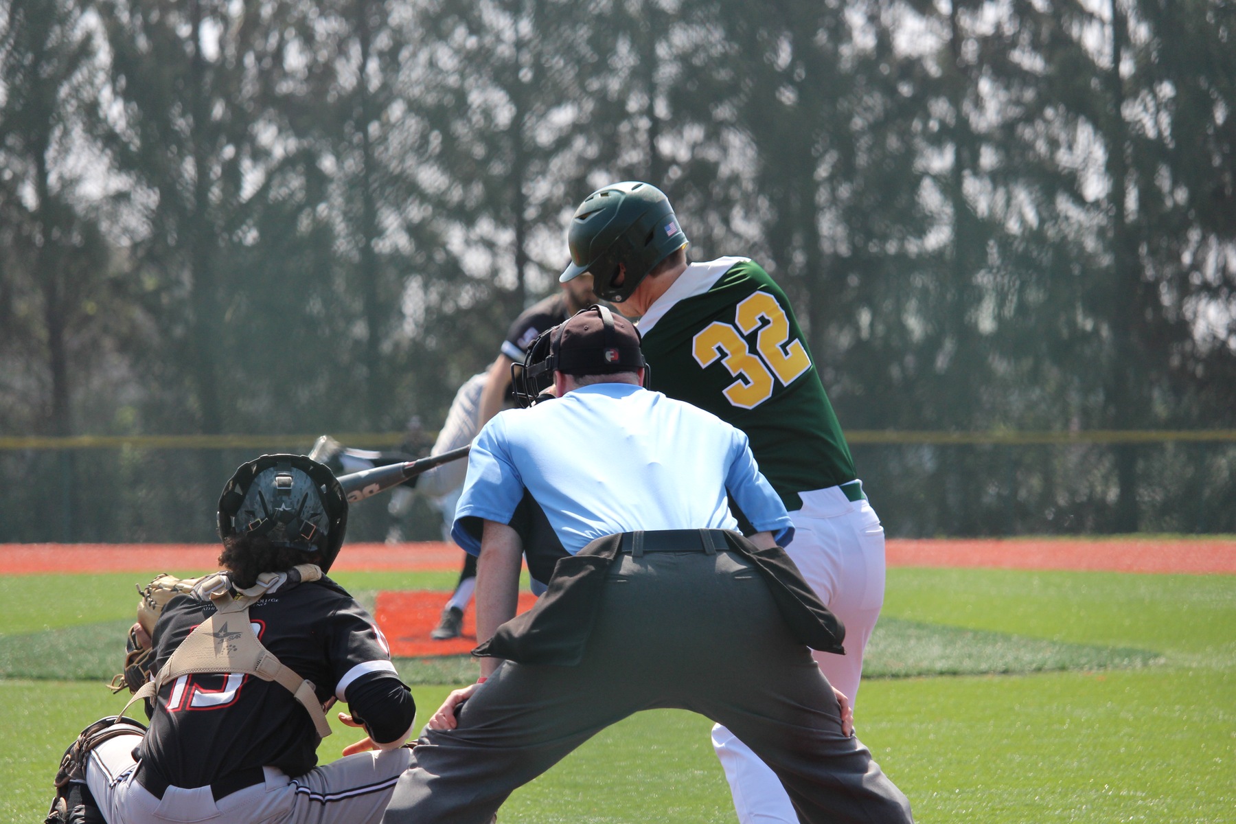Cougars Swat Hornets To Earn Doubleheader Sweep