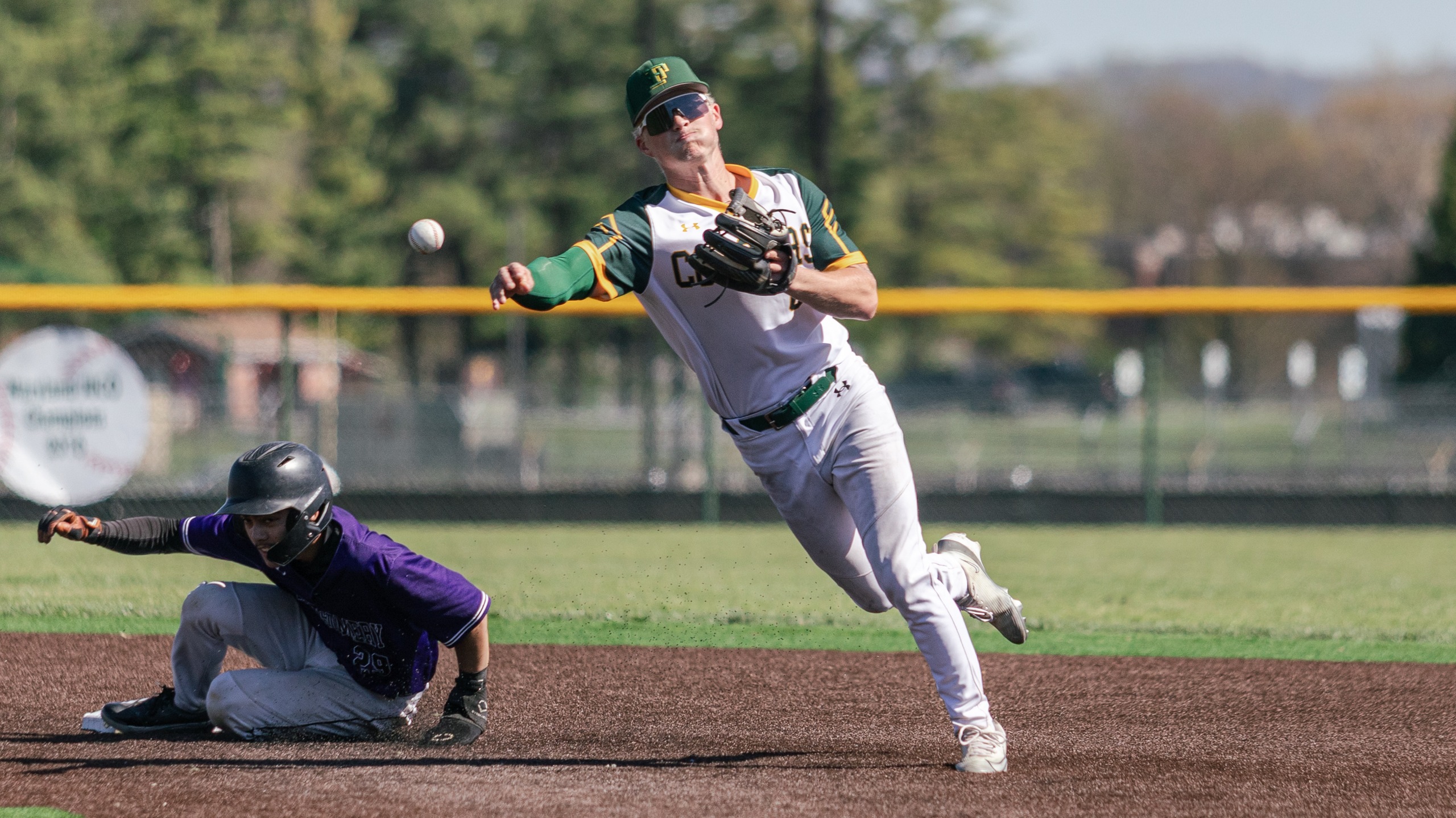 Cougars Downed MC Raptors Two Different Ways for DH Sweep