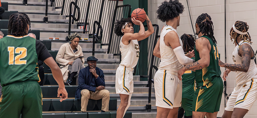 Cougars' Overtime Battle Ends in 99-92 Loss to Seahawks