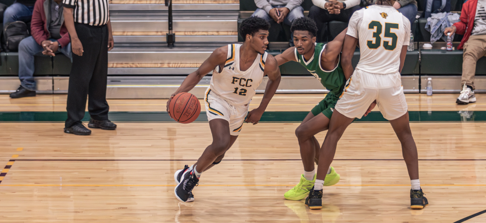 Cougars Fall to Camp in Hard-Fought Thriller 69-67
