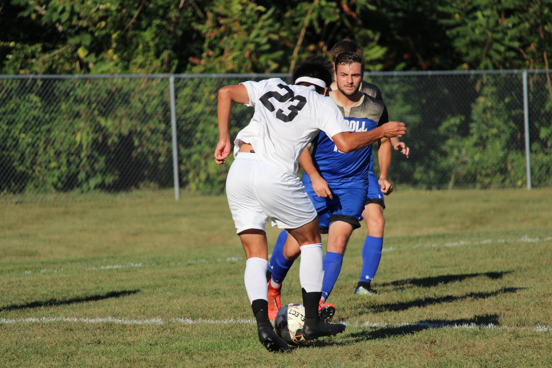 Alanis nets hat trick as FCC men&rsquo;s soccer stays unbeaten