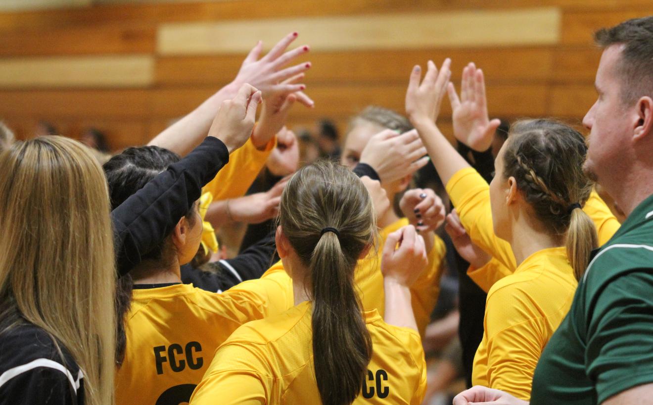 Volleyball Ends Historical Season At National Tournament